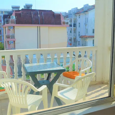Bratanov Bravo 5 Apartment Sunny Beach